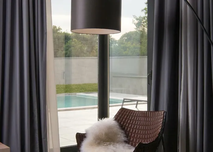 Paola By Interhome Vila *